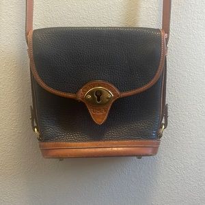 Navy Dooney and Bourne bag.